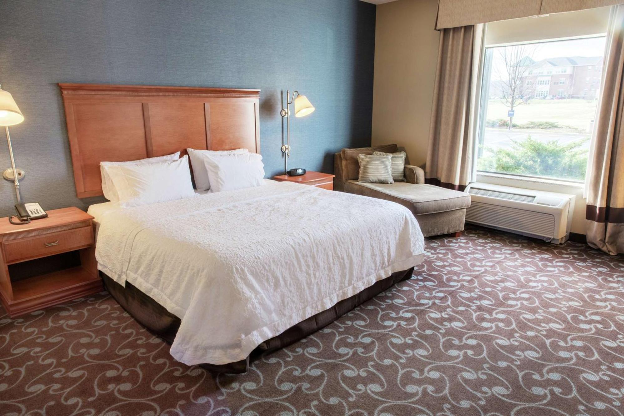 Hampton Inn & Suites Chicago Deer Park Exterior photo