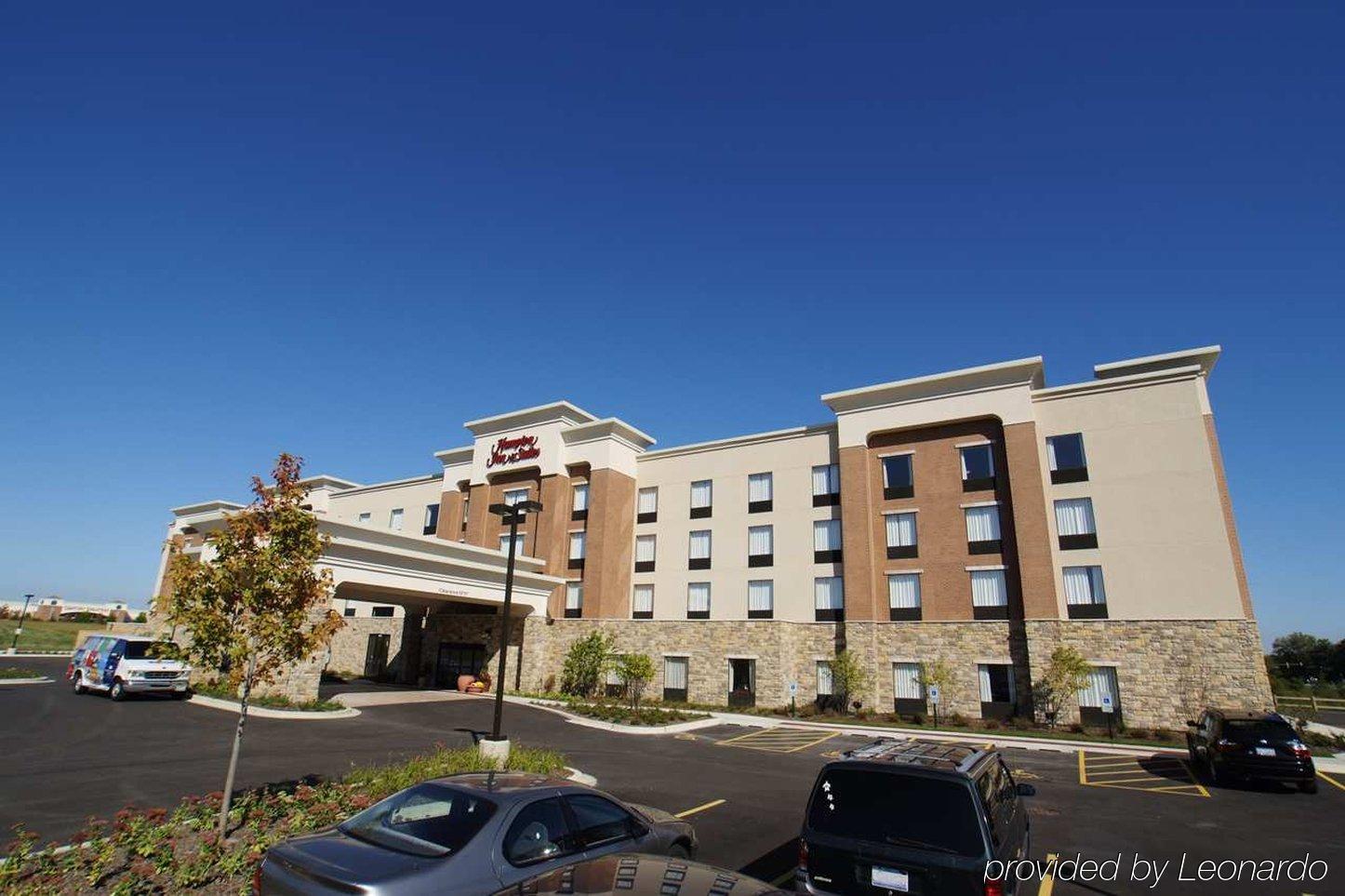 Hampton Inn & Suites Chicago Deer Park Exterior photo